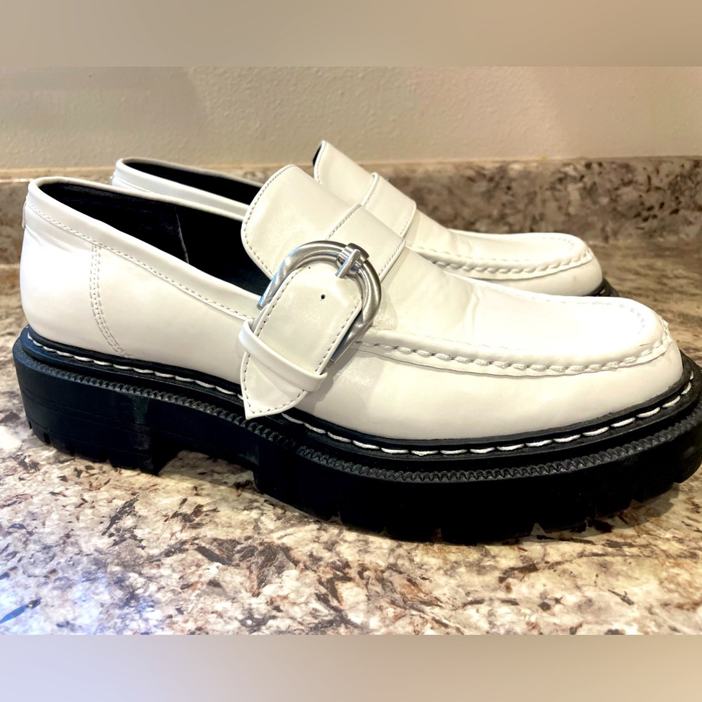 CIRCUS NY Women's White Everly Loafers